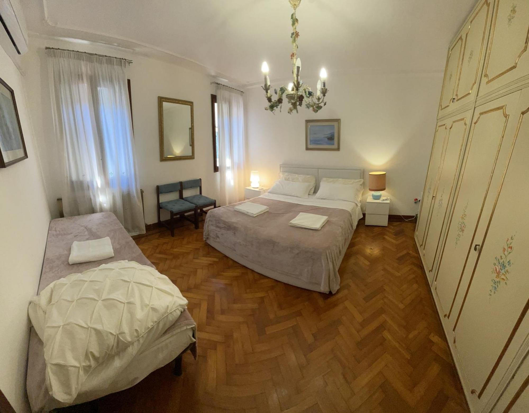 Hotel King'S Garden à Venise Extérieur photo
