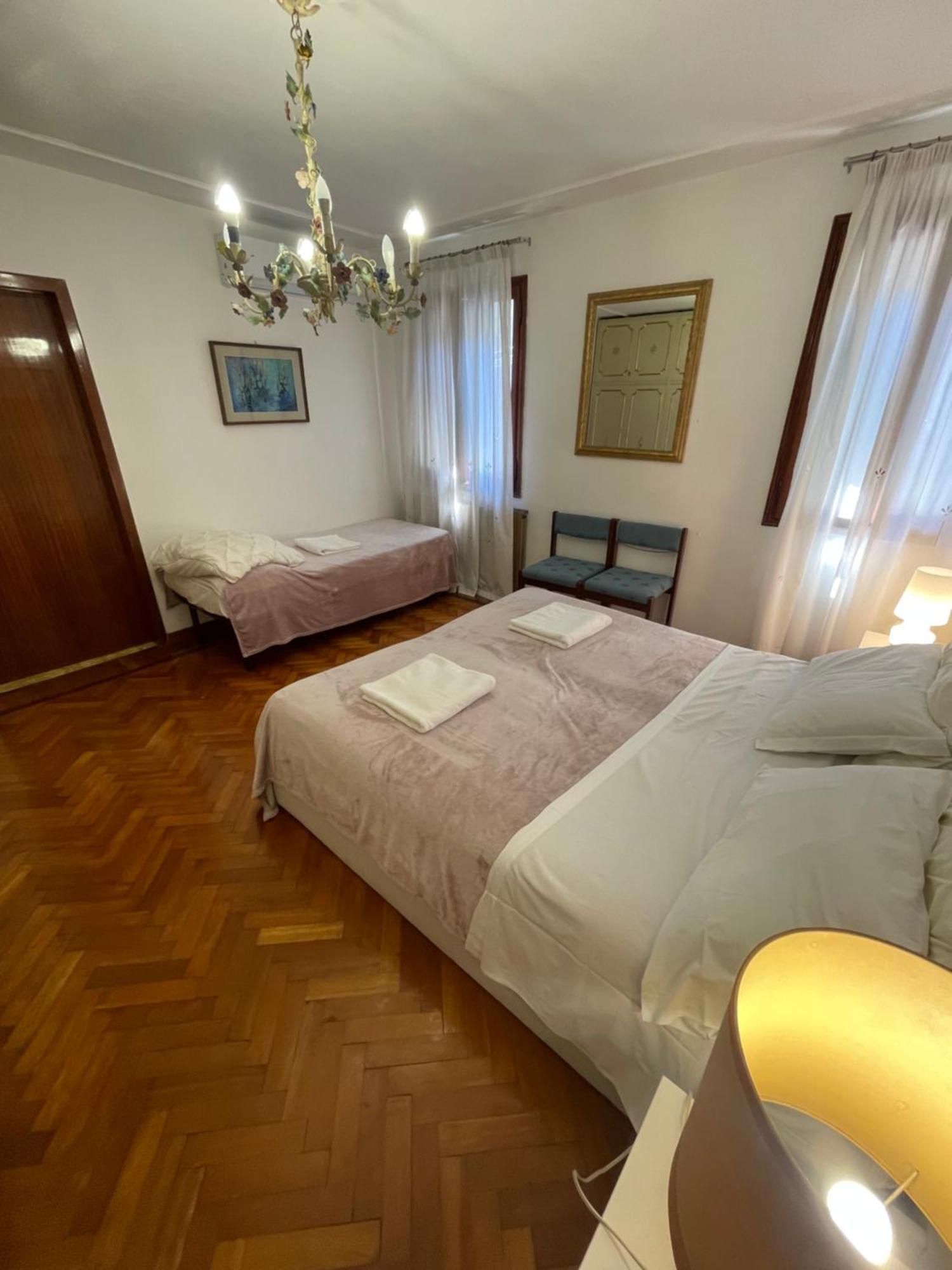 Hotel King'S Garden à Venise Extérieur photo